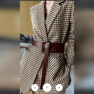 Houndstooth Split Blazer with Brown Belt
